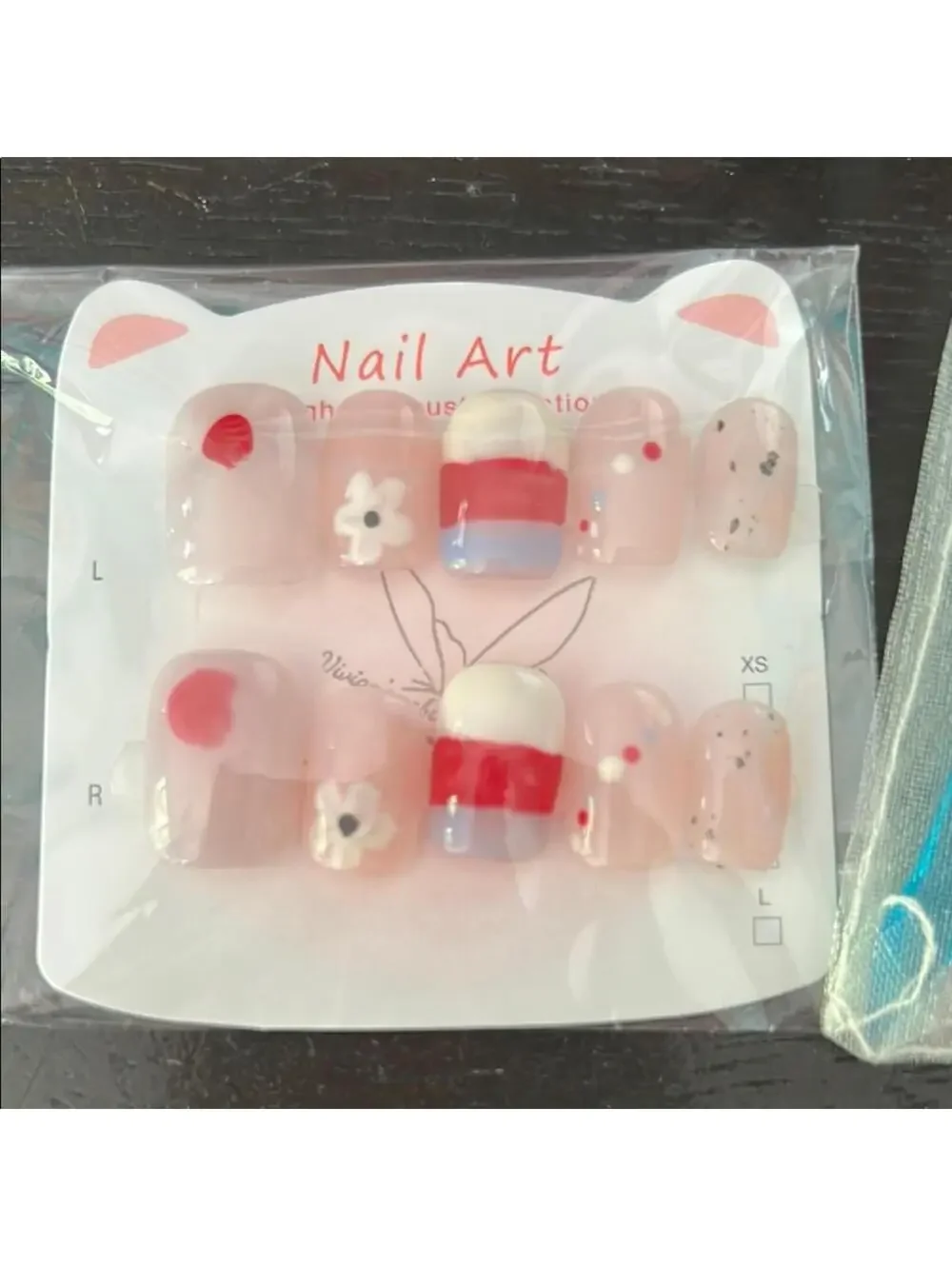 Short Handmade Nail Set with Pink and Red Accents
